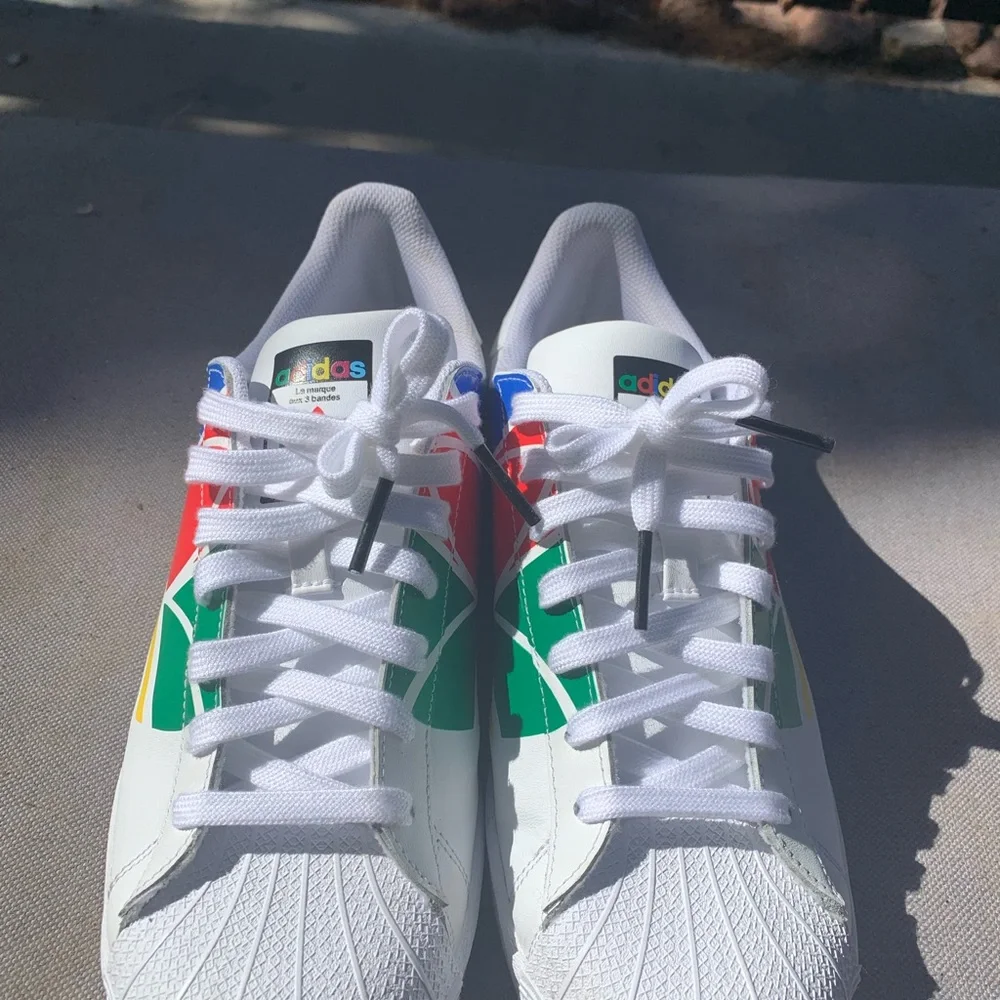 Addias - Picture 4 of 7